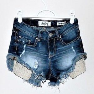 Day trip size 27 denim shorts